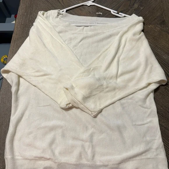 Sweater - Picture 3 of 3